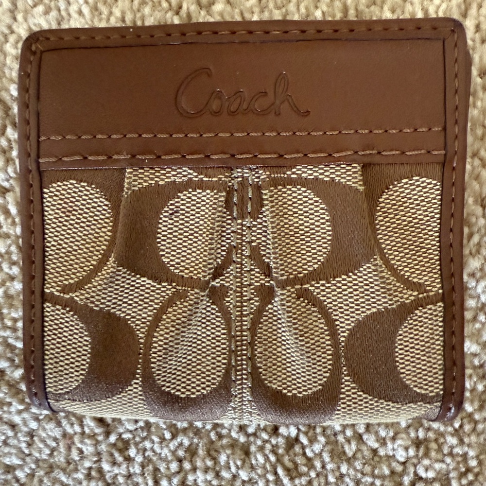 Wallet - Picture 4 of 7